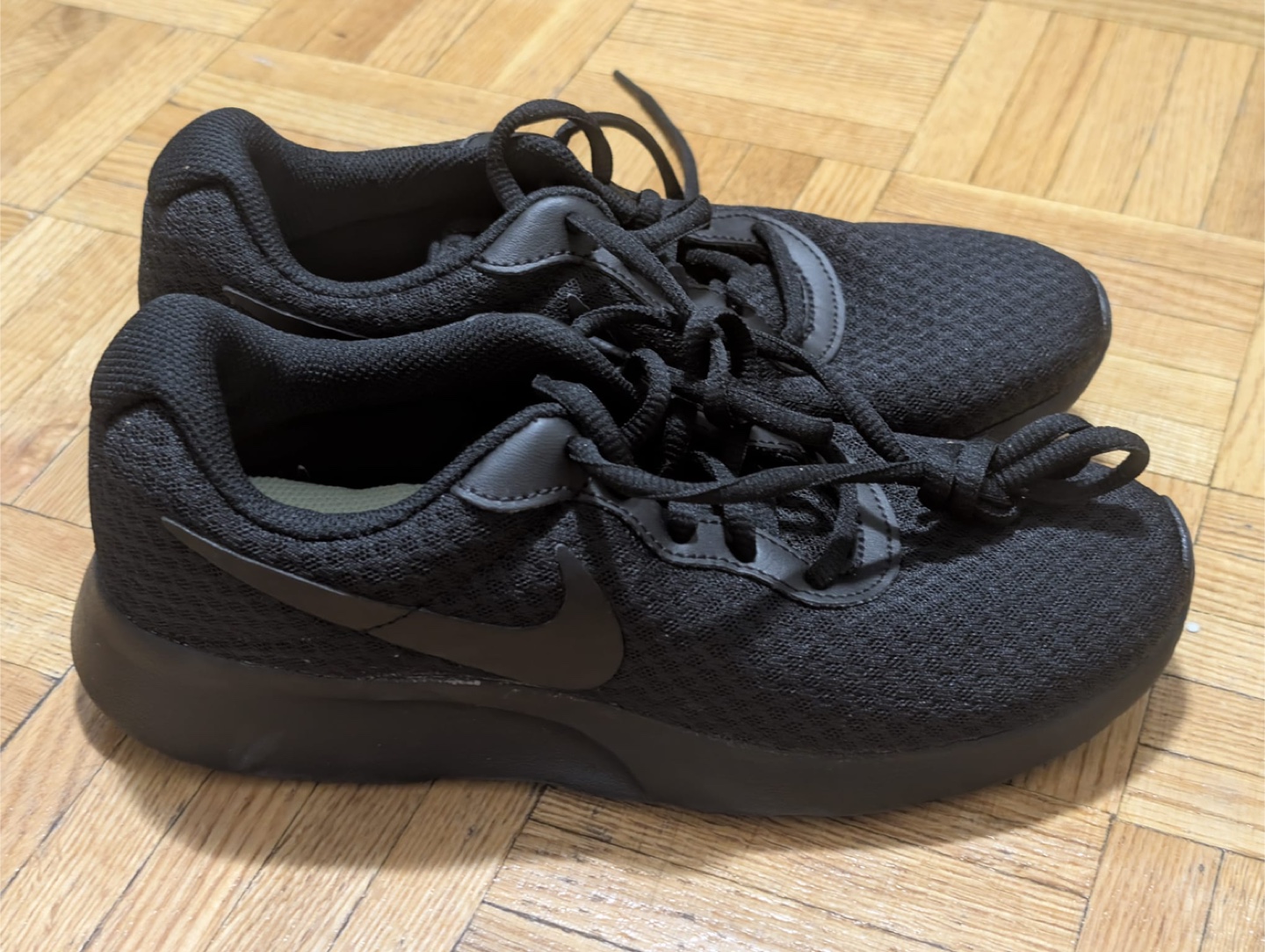 Nike F23 WMNS Black Shoes - Size 6.5