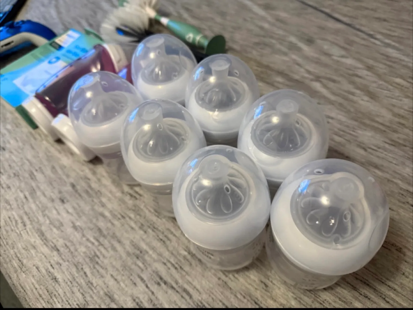 Philips Avent Baby Bottles,unused brushes  & Sterilizer Bags image indicator(2)