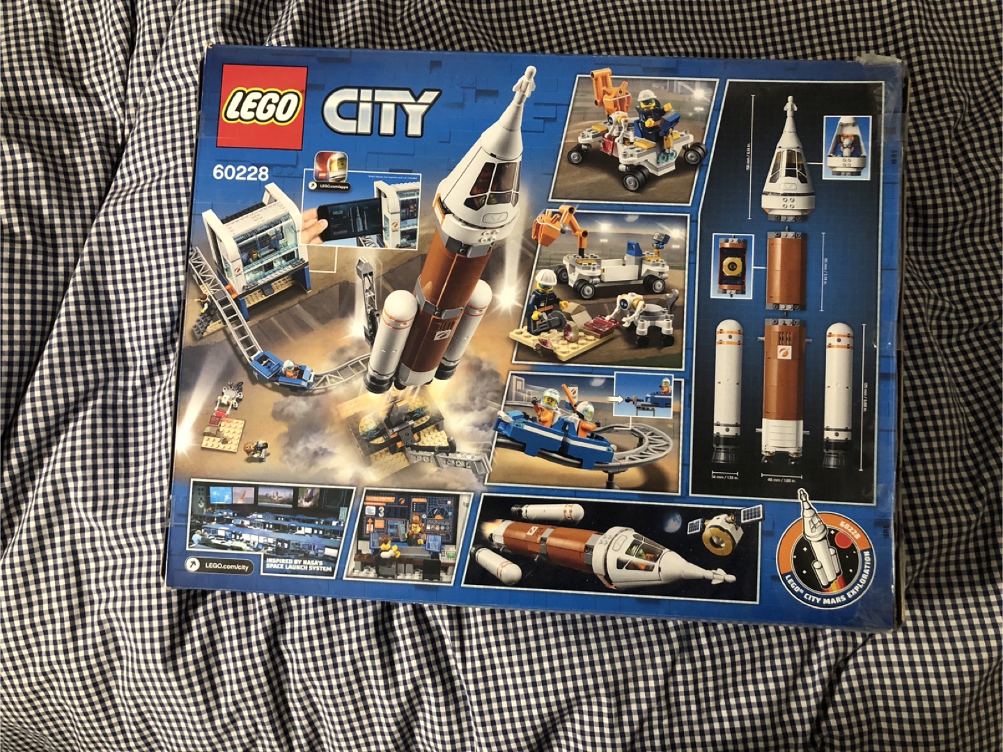 LEGO City 60228 Deep Space Rocket & Launch Control - photo 2