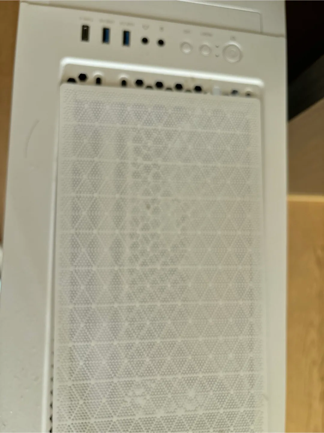 Skytech Gaming PC - in excellent condition image indicator(3)