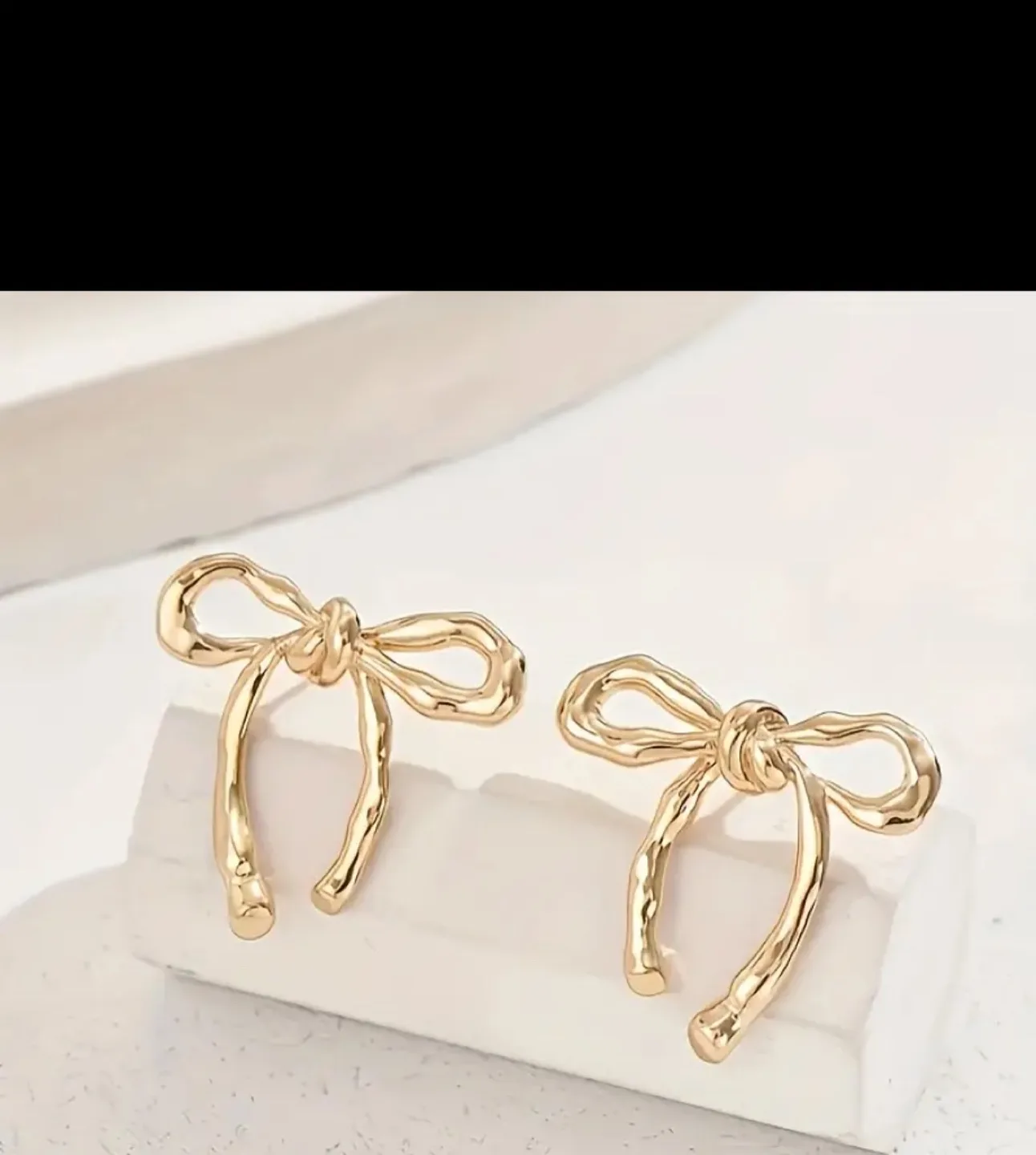 Gold Tone Fashion Earrings thumbnail