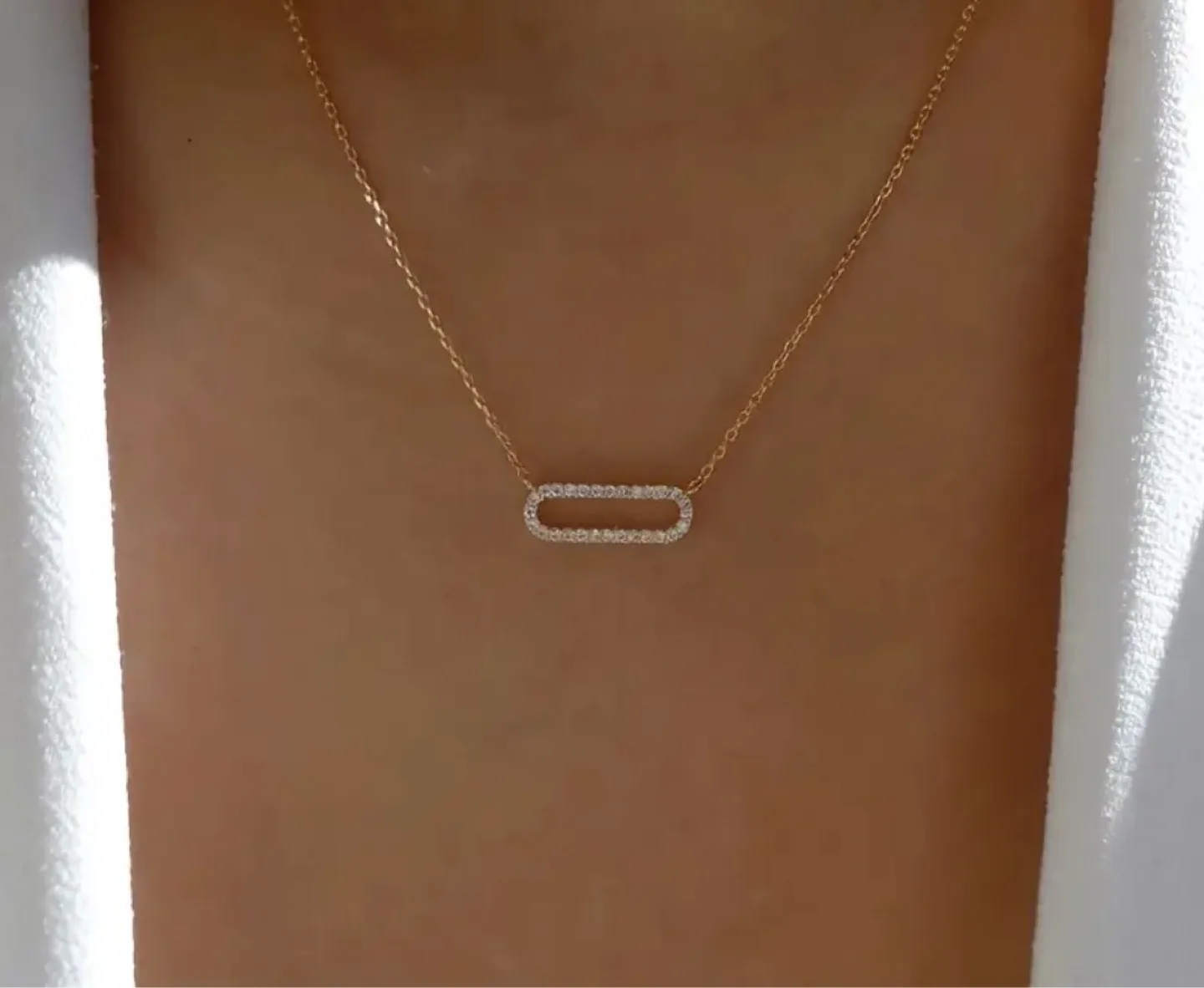 Gold Tone Fashion Earrings image indicator(3)