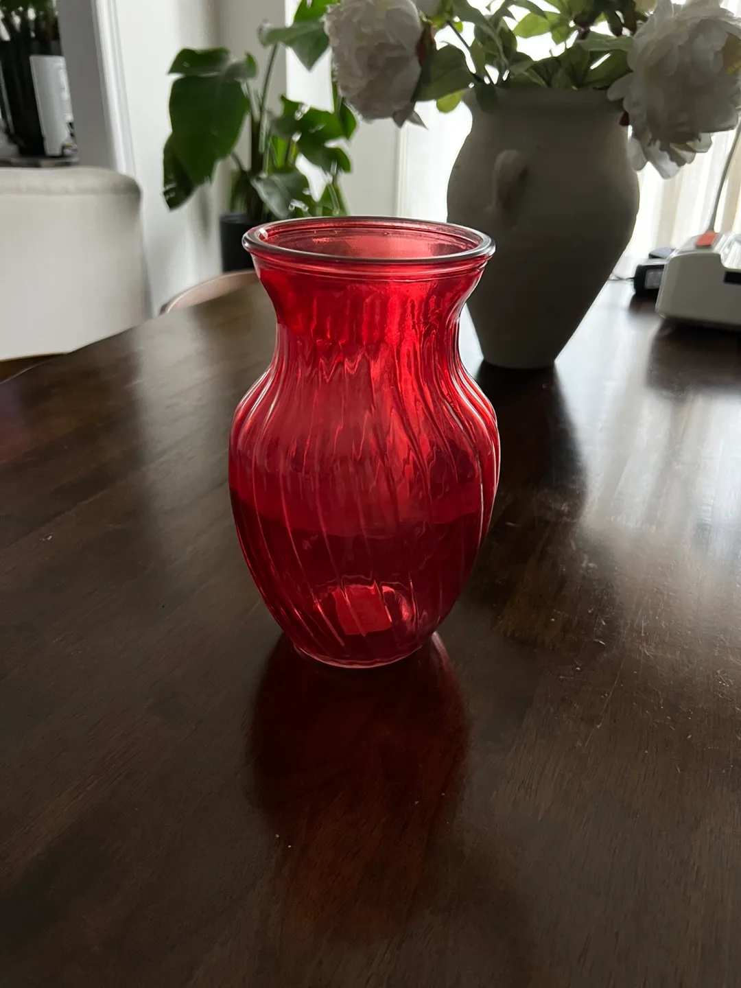 Red Glass Vase thumbnail
