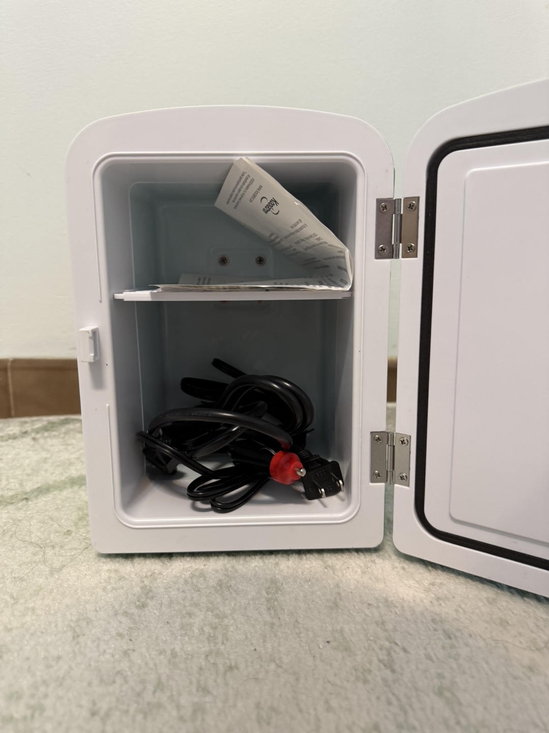 Sprite Mini Thermoelectric Cooler - NEW in Box! - photo 4