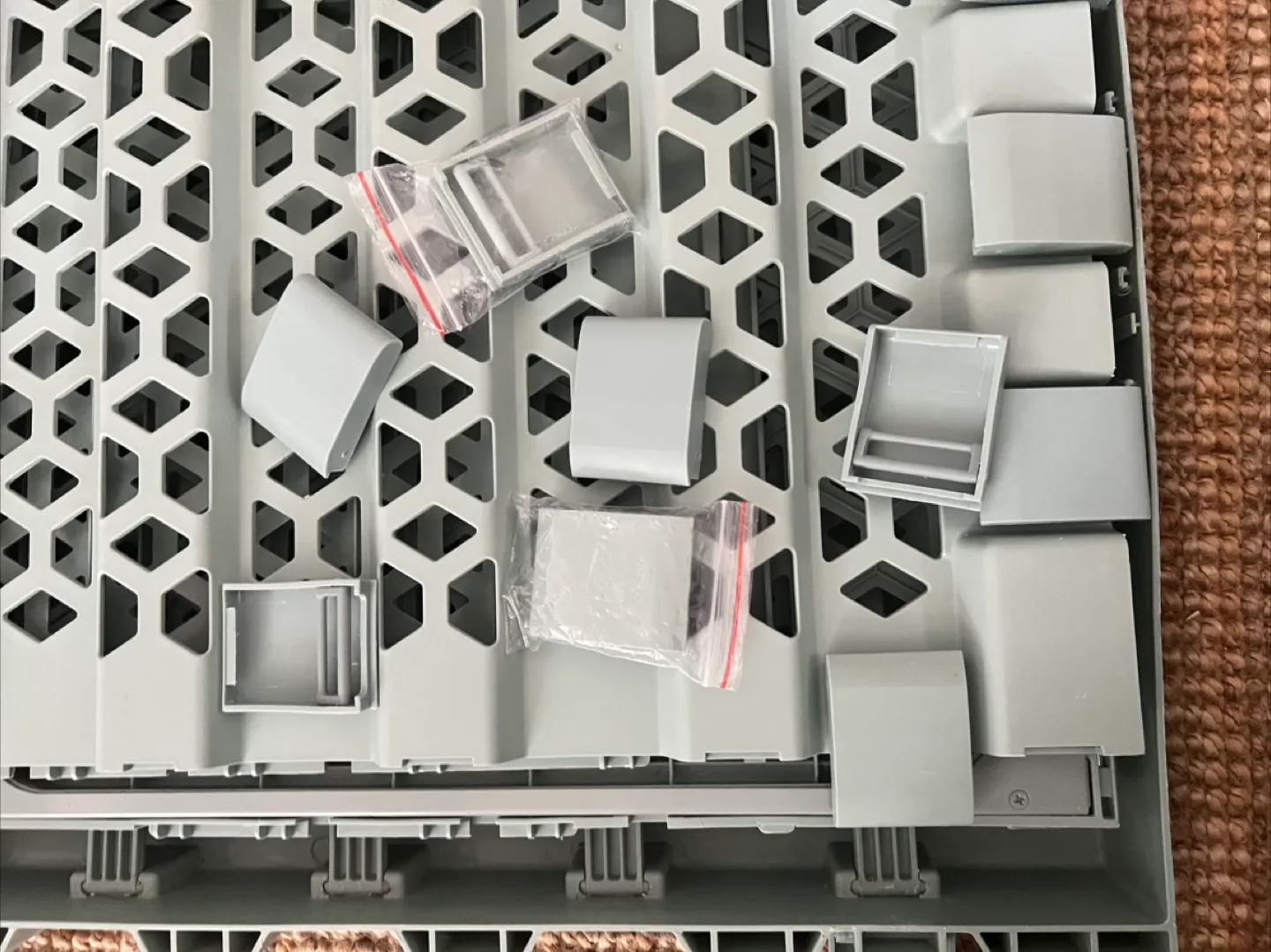 Kindtail Collapsible Pet Crate Sage Green image indicator(6)