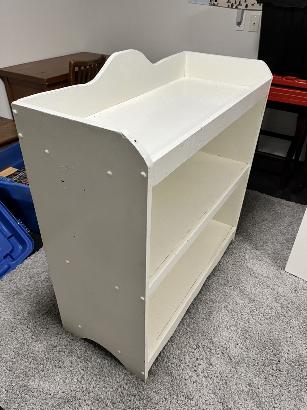 Change table/shelves