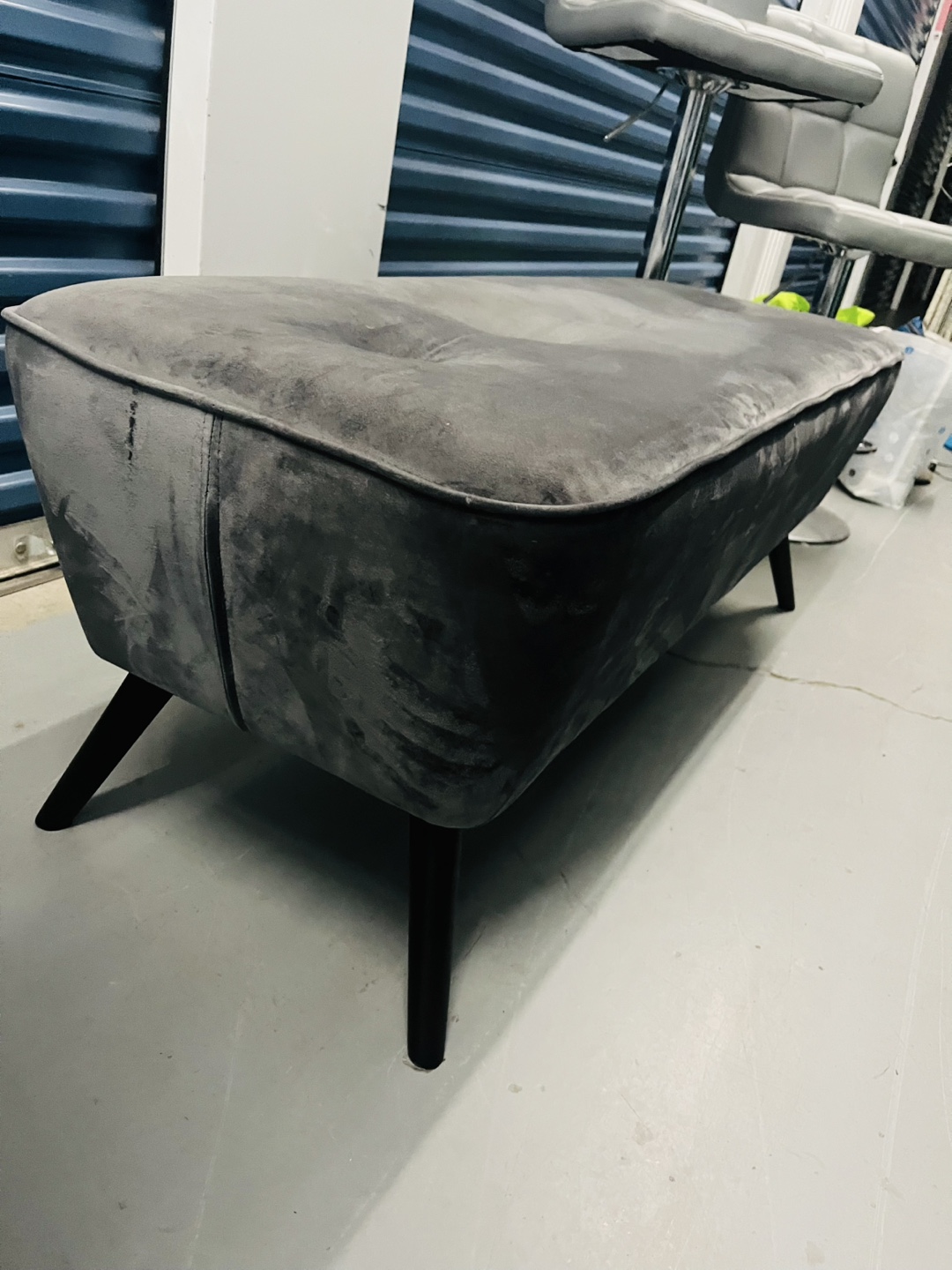 Structube “Liv” Grey Velvet Ottoman Bench - photo 4
