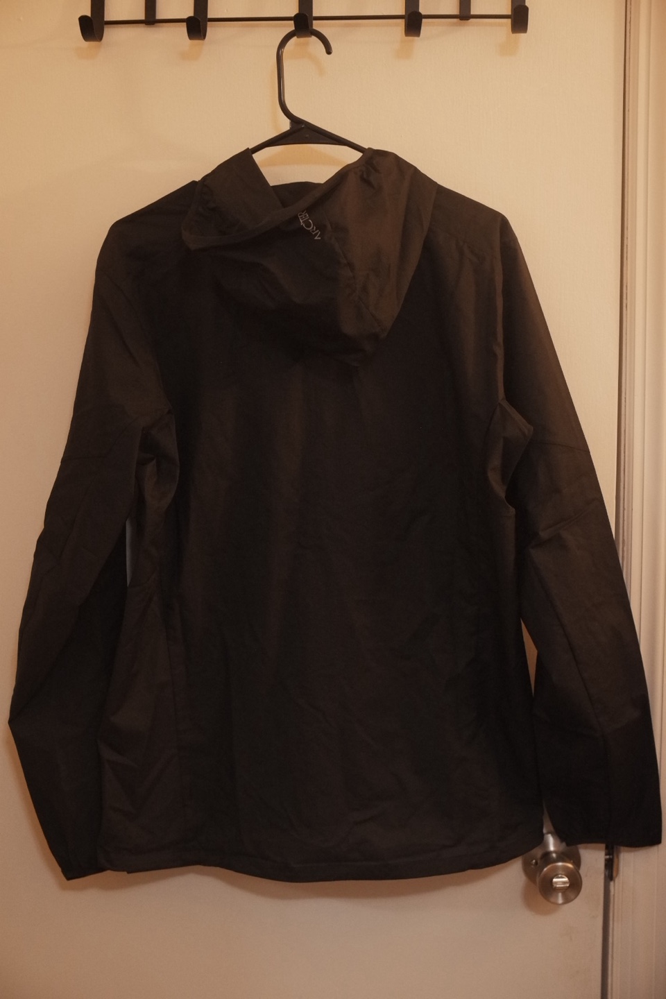 Arc'teryx Incendo Jacket - Black - Size M - photo 2