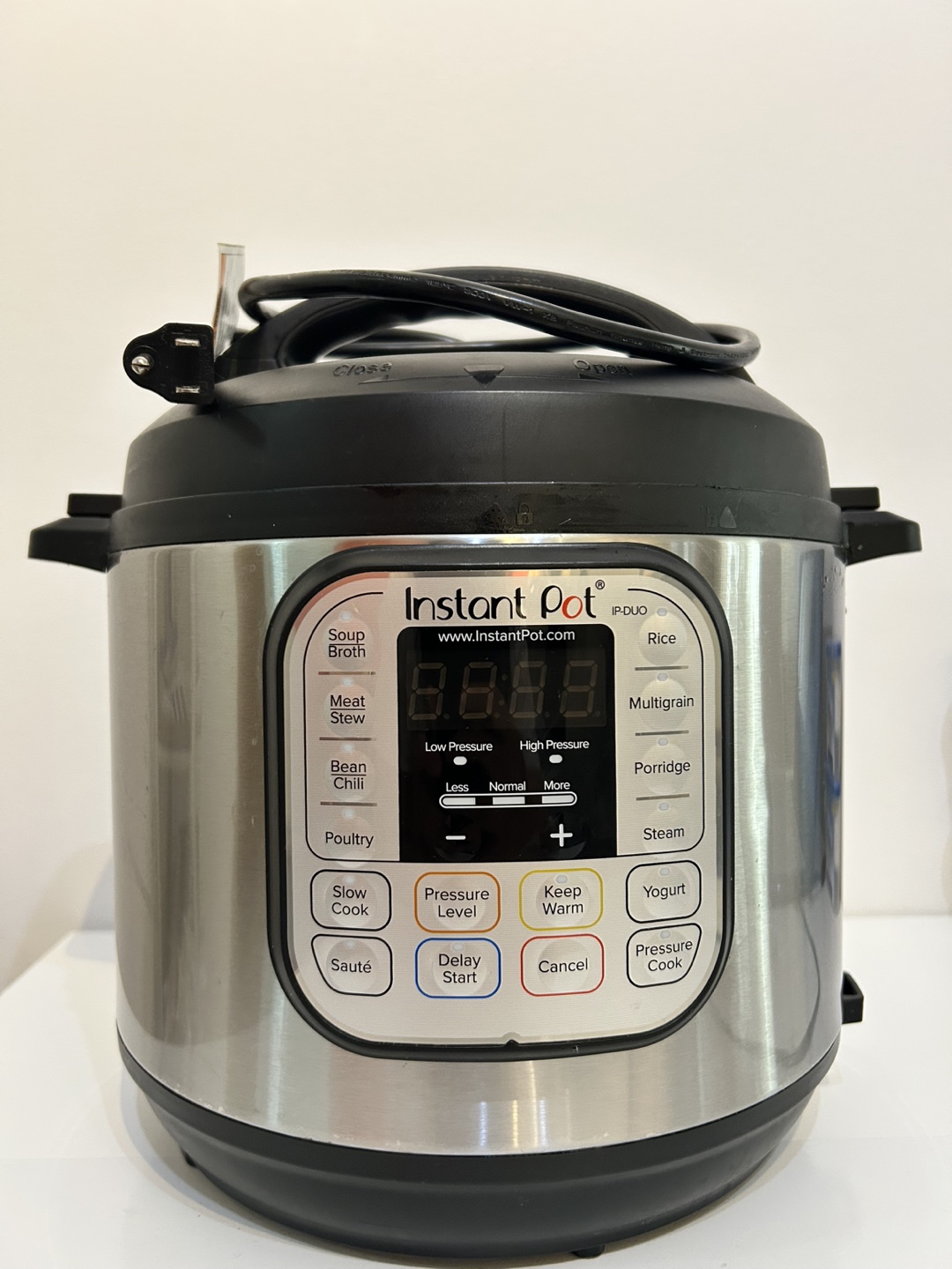 Instant Pot Duo Pressure Cooker, 6qt