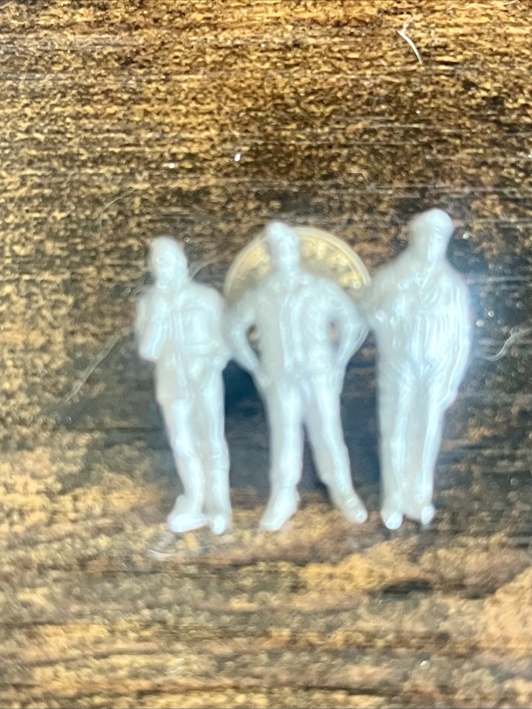 🧡Vintage Collectors item Three Soldiers Men Pin - photo 3