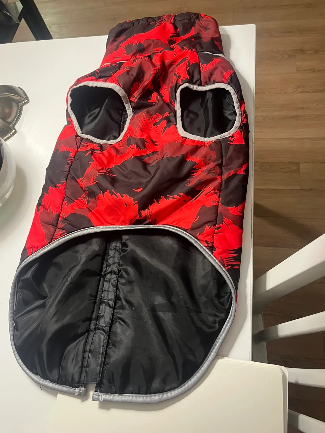 🧡Red & Black Camo Dog Coat - Size Unknown image indicator(2)