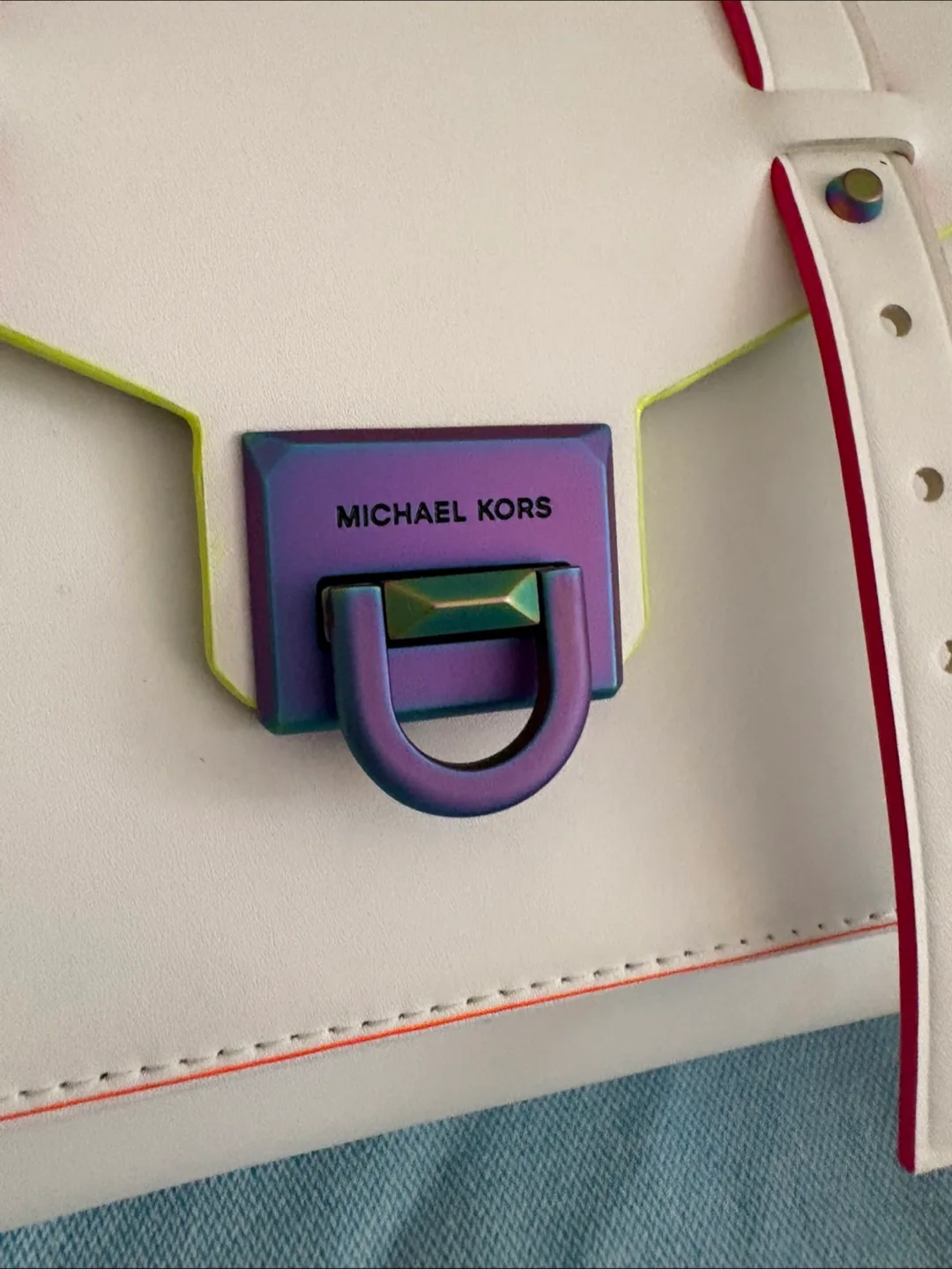 Michael Kors Manhattan Medium Contrast-Trim Leather Satchel image indicator(2)