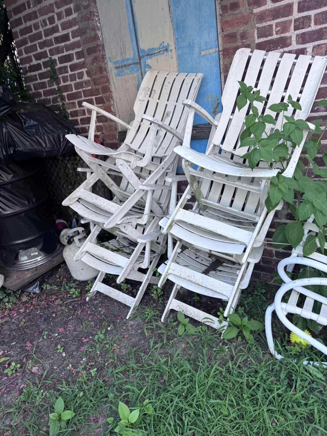 Outdoor White Metal Patio Furniture Set