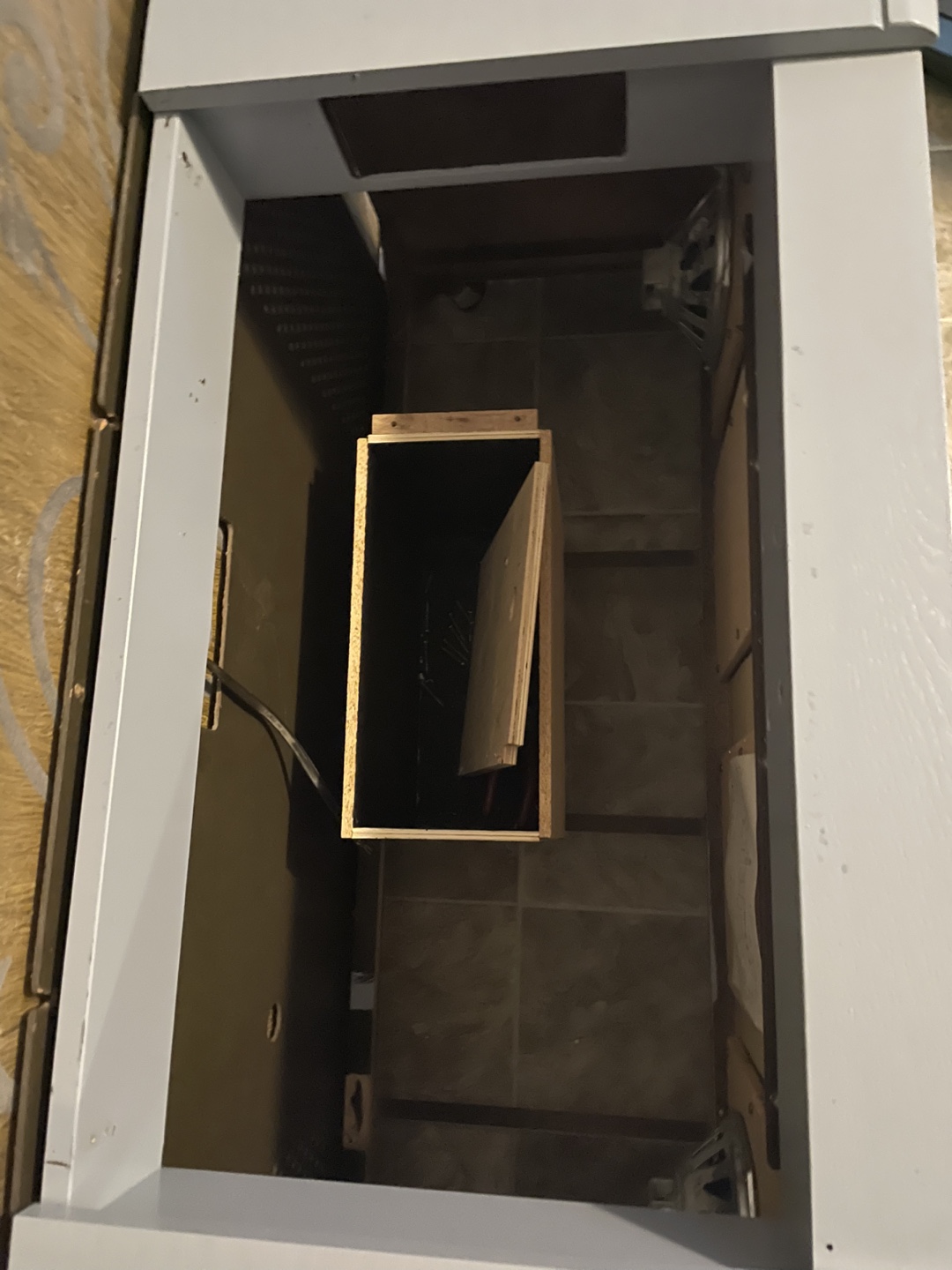 Old stereo cabinet - photo 3