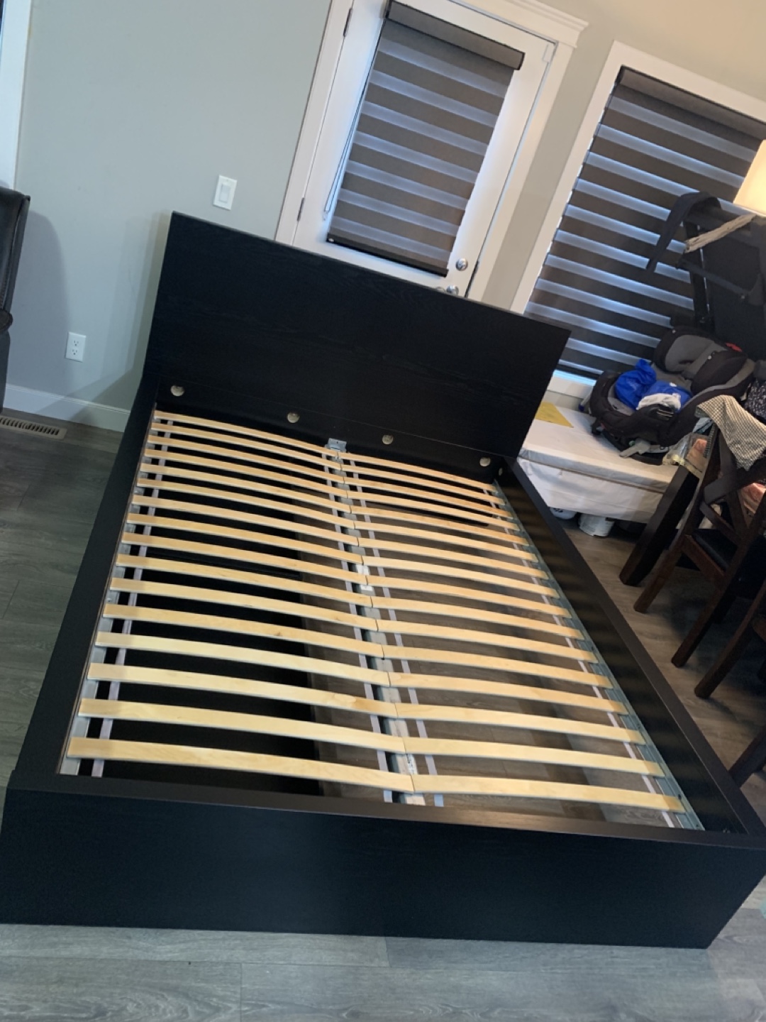 Queen bed - photo 2