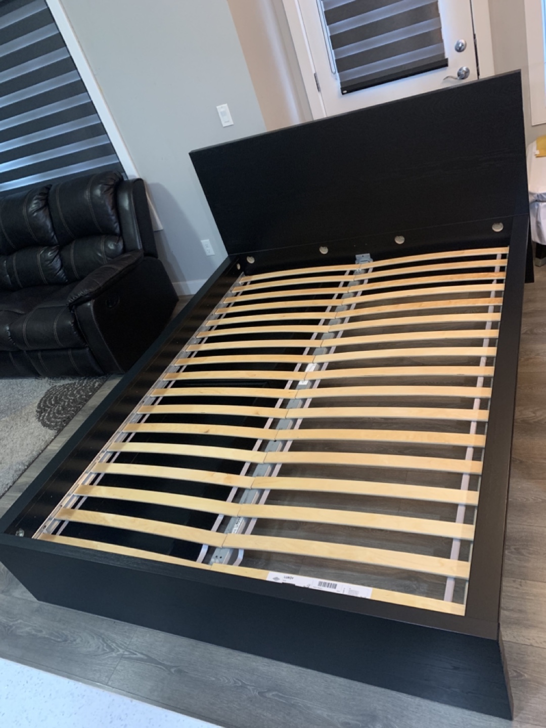 Queen bed