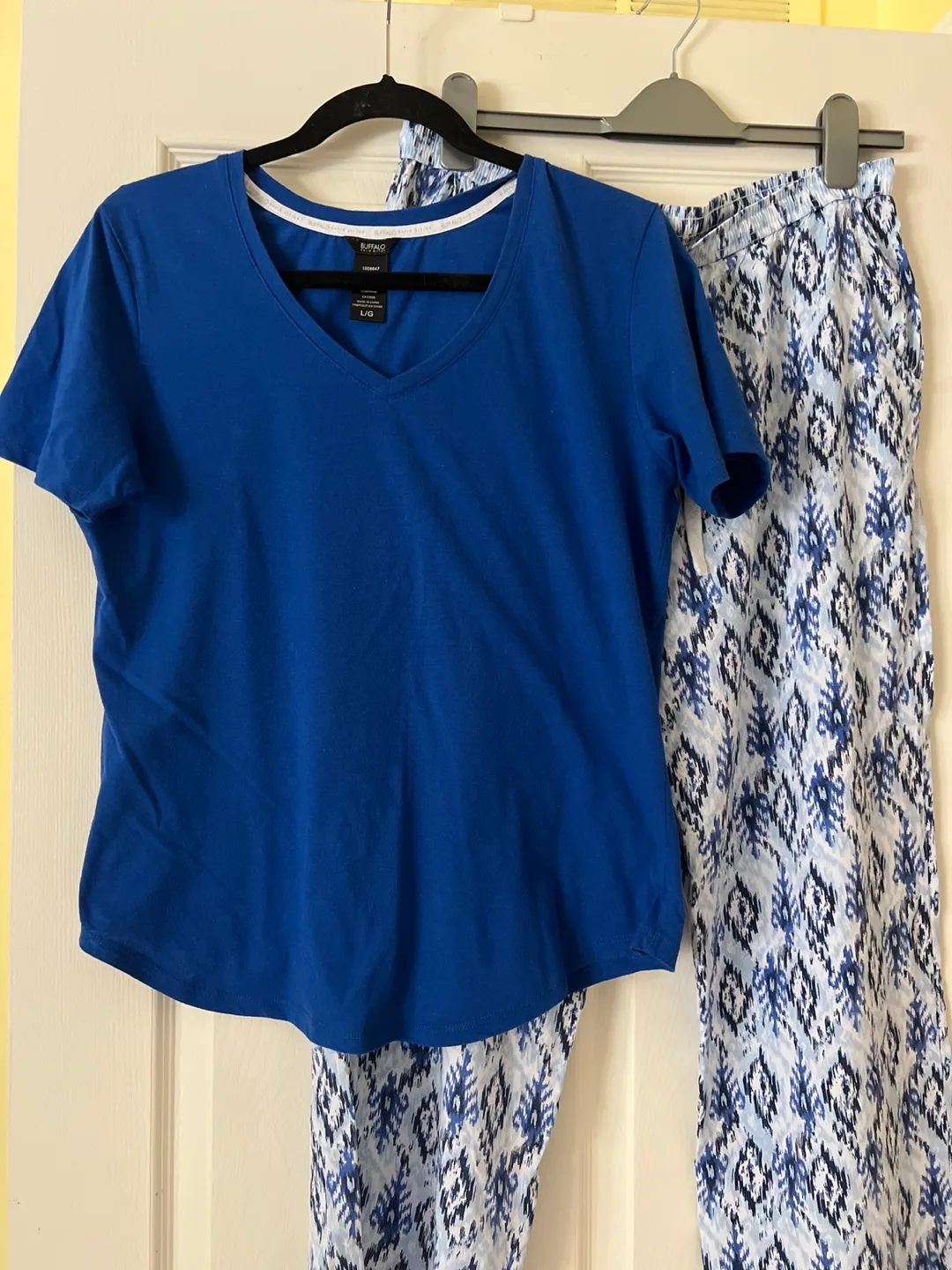 Buffalo David Bitton Pajama Set - Size L 🧡 image indicator(8)