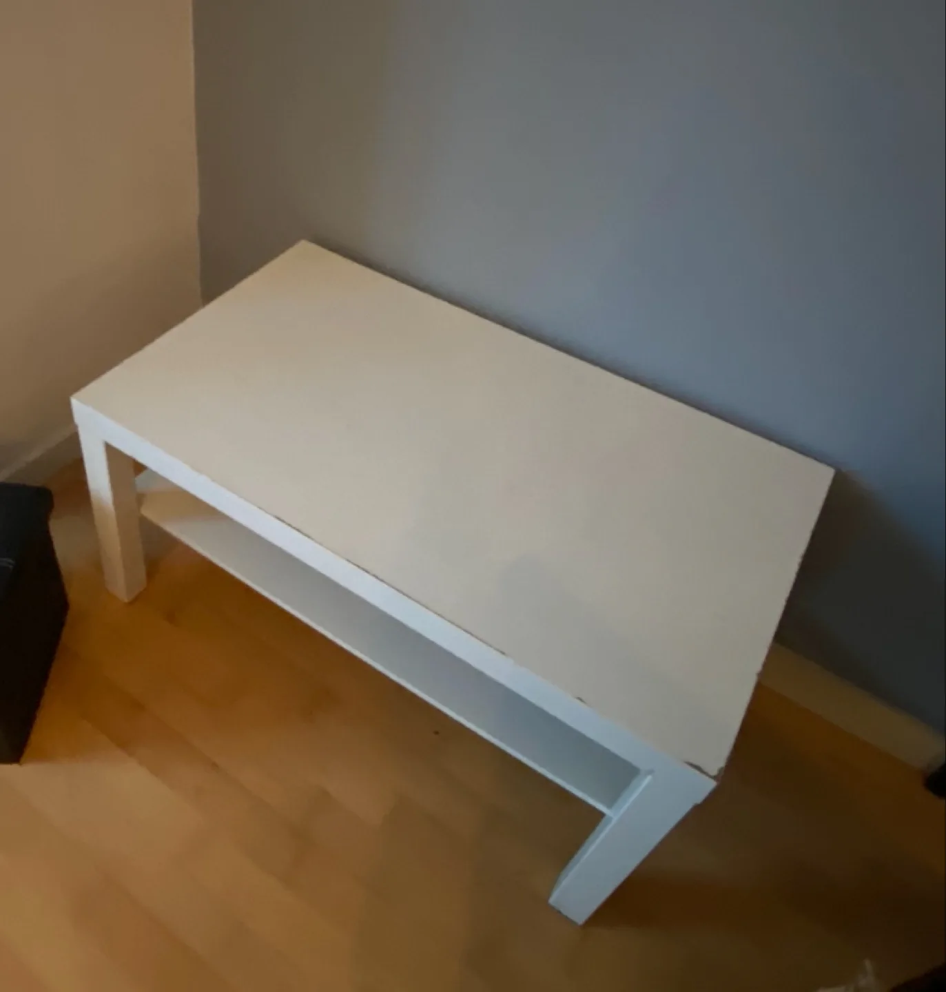 White Coffee Table ikea thumbnail