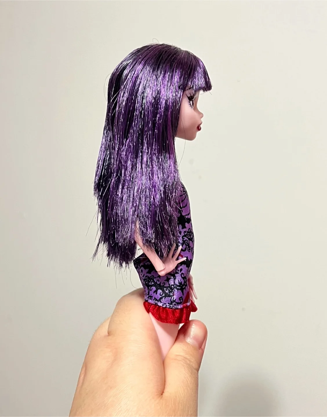 G1 Monster High Ghoul Fair Elissabat Doll image indicator(3)