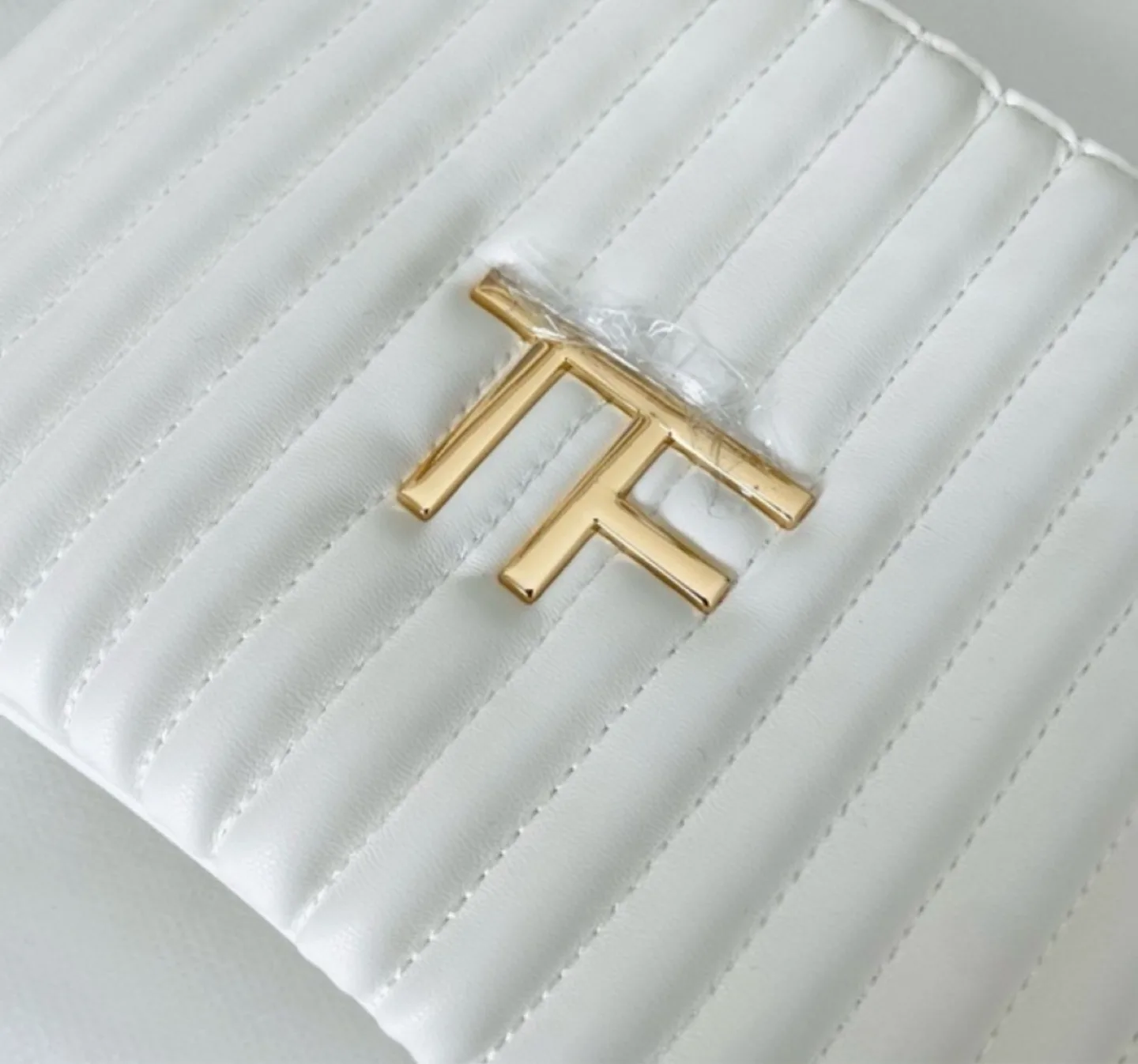 Tom Ford White Clutch image indicator(4)