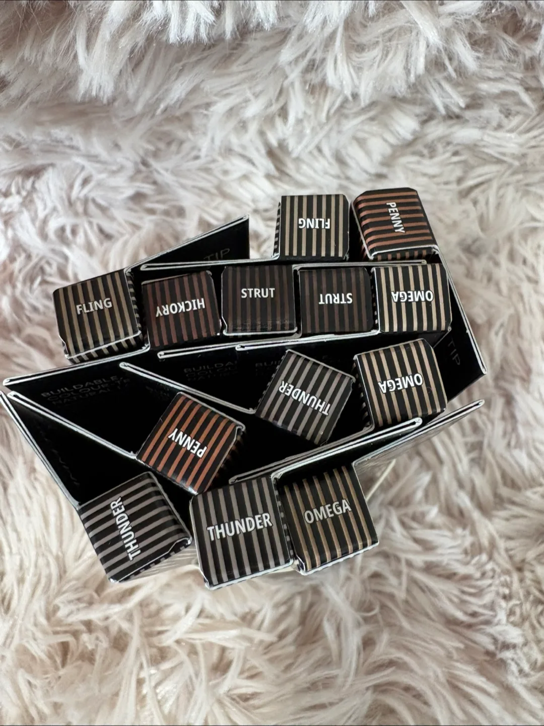 Mac eyebrow pencil. Brand new image indicator(2)