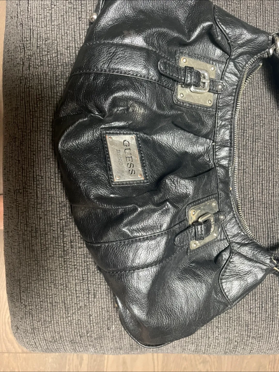 Guess purse’s for sale image indicator(4)