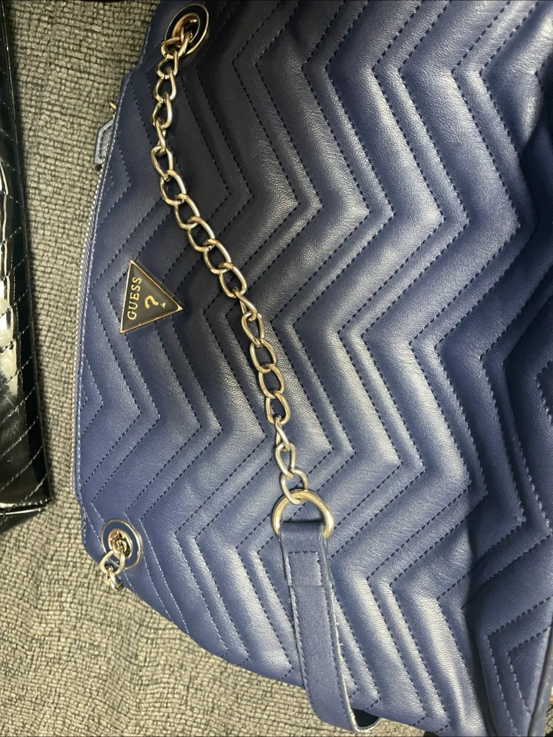 Guess purse’s for sale image indicator(2)