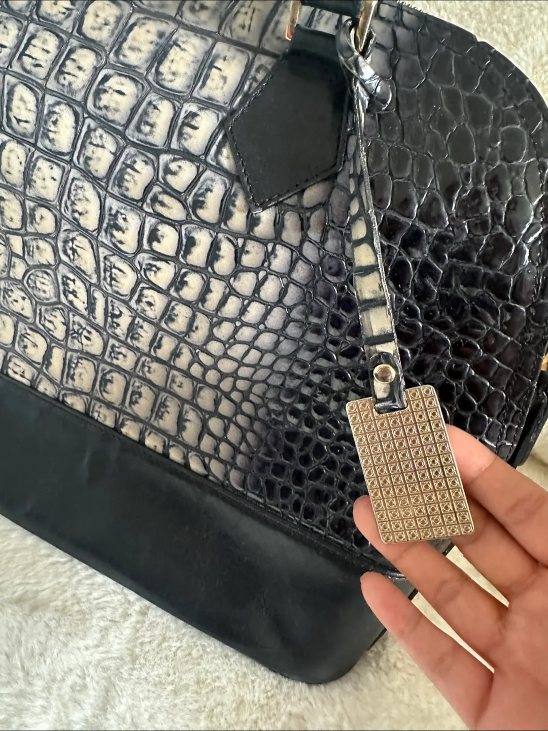 Crocodile Leather Satchel Purse | Made and Bought in Italy 🇮🇹 image indicator(5)