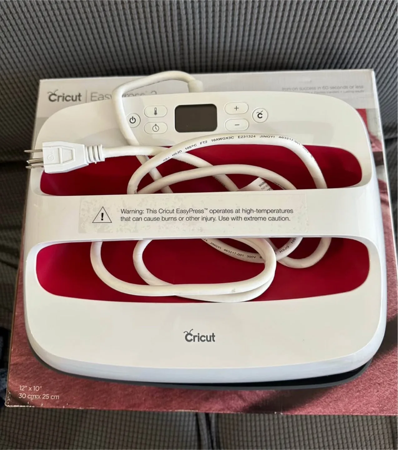 Cricut EasyPress 2 - 12"x10" thumbnail