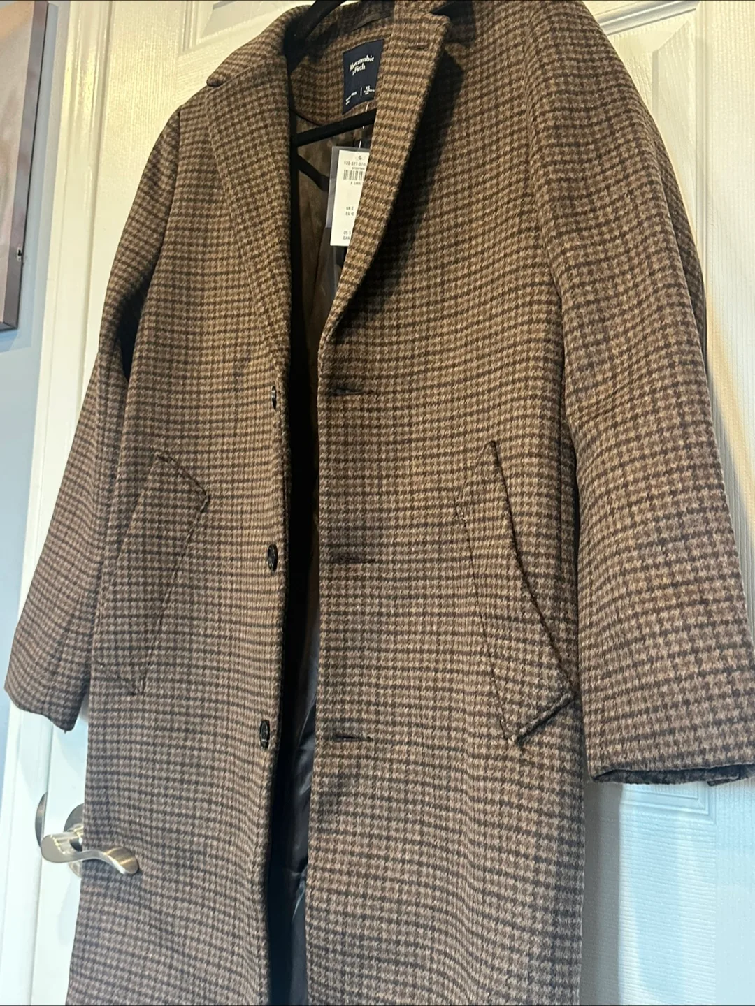 NWT Abercrombie Wool Brown Houndstooth Coat XS image indicator(4)
