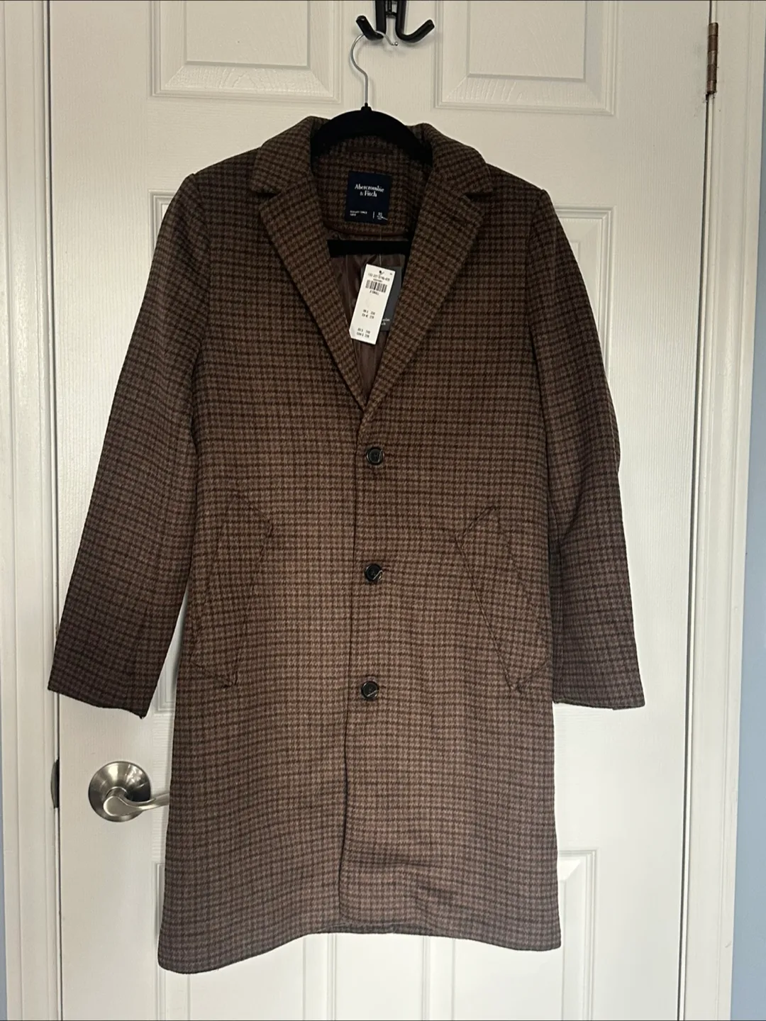 NWT Abercrombie Wool Brown Houndstooth Coat XS image indicator(8)