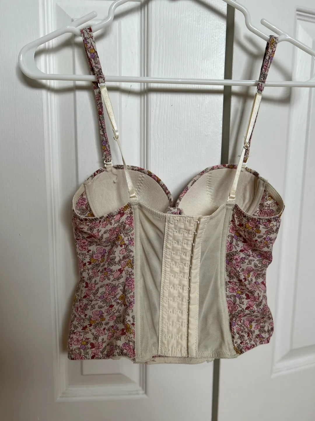 🧡 Women’s Sophie & Me Floral Pattern Corset Top Size Small image indicator(3)