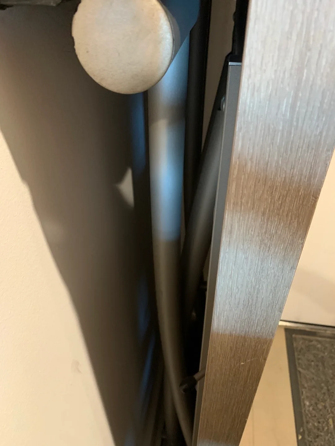 Adjustable Height Coffee/Dining Table image indicator(9)