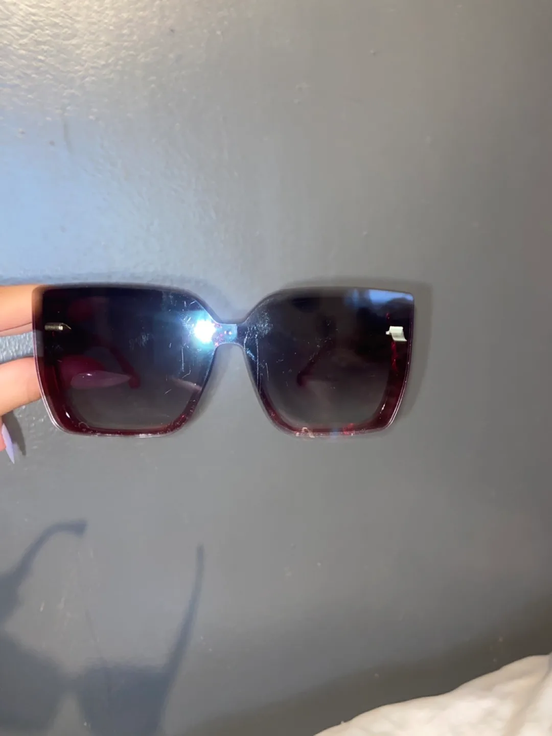 Versace Sunglasses - Burgundy image indicator(4)