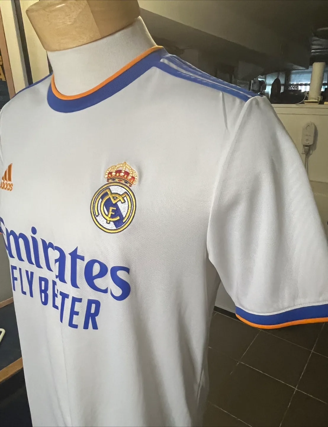NEVER WORN Adidas Real Madrid Ramos Replica Jersey image indicator(6)