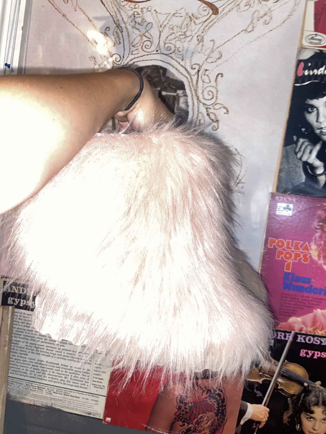 Pink faux fur boots - photo 2
