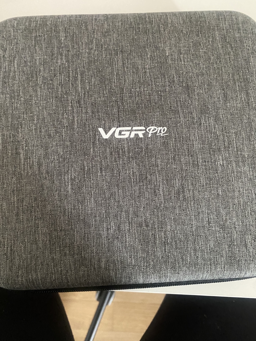 VGR Pro Hair Clippers Set - Like New