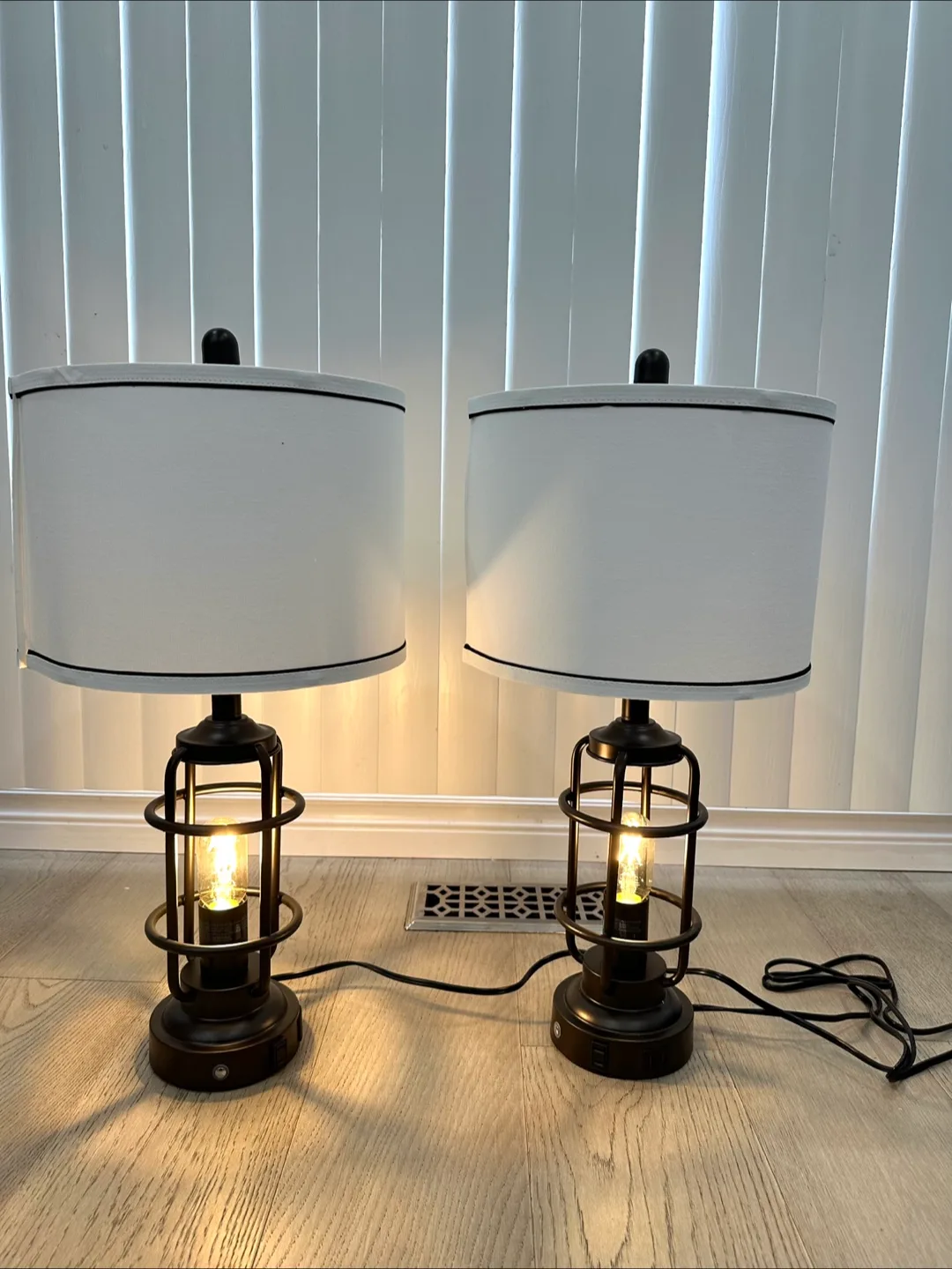 Set of 2 Industrial Cage Lamps image indicator(3)