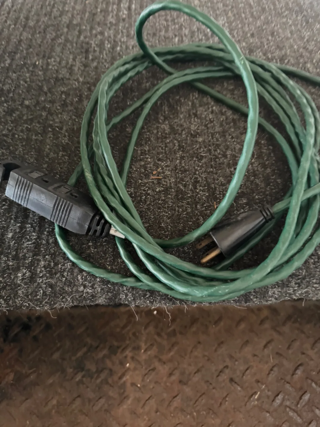Green Extension Cord image indicator(3)
