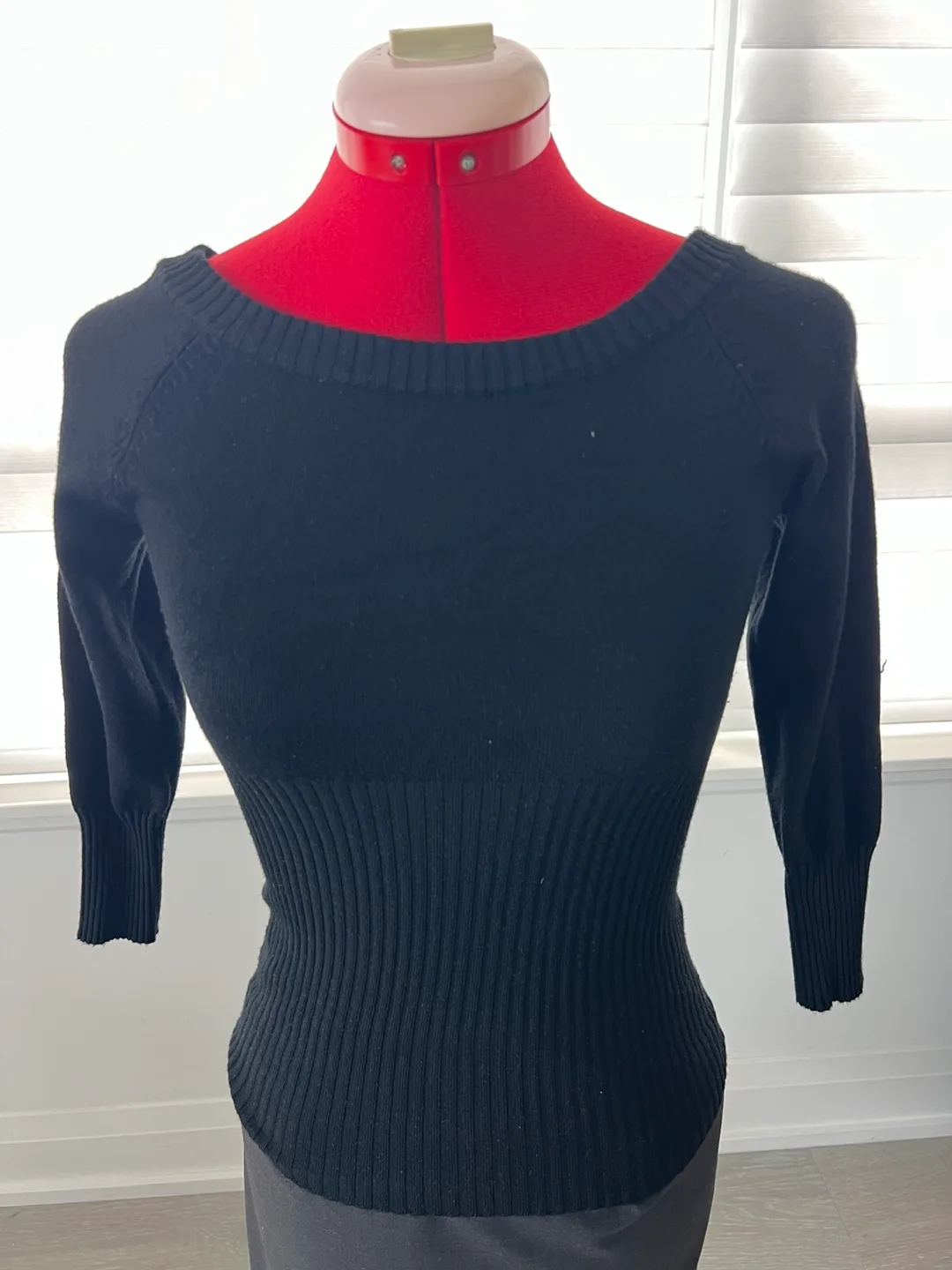 Black Skirt and Sweater Set image indicator(5)