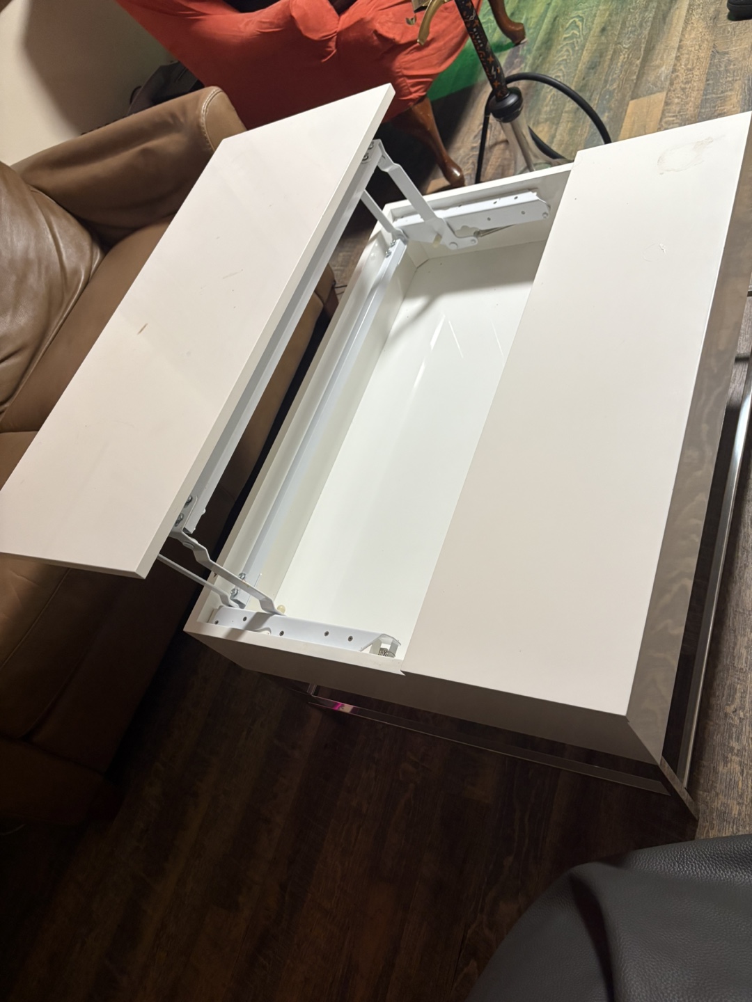 White Coffee Table - photo 4