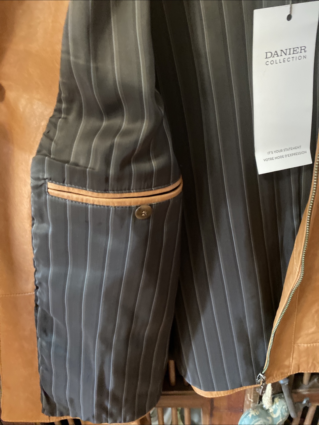 DANIER Leather Jacket - Size L - photo 3