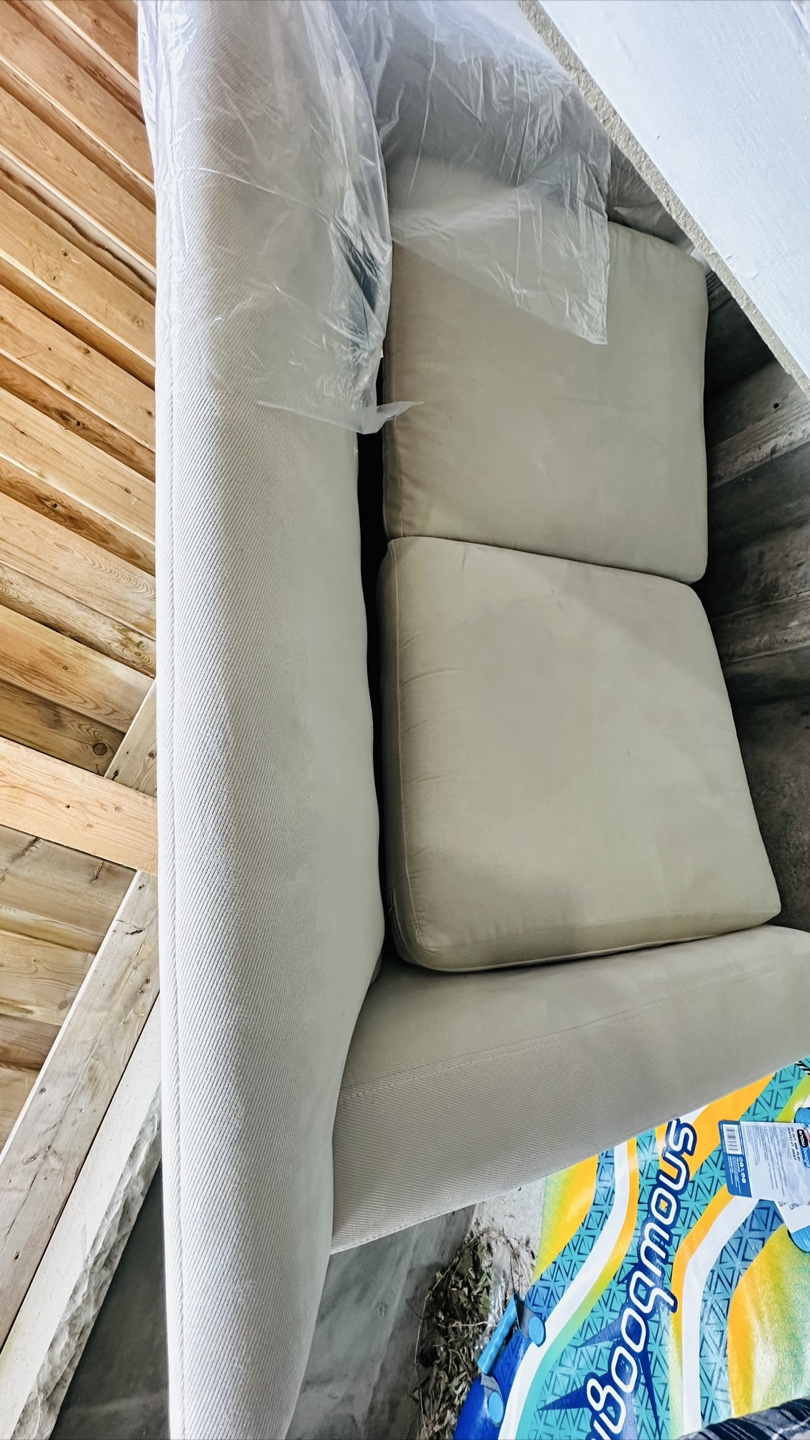 MaxxHome Sofa Cushions - Like New! - photo 2