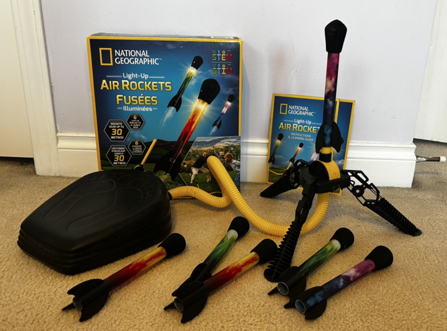 National Geographic Light-Up Air Rockets - photo 2