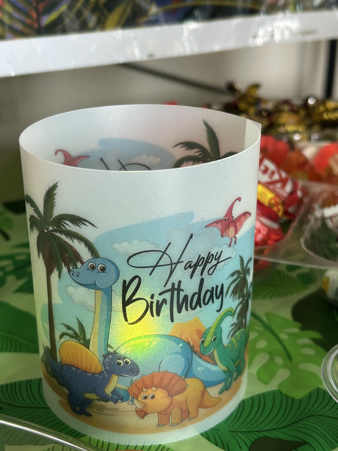 Three-rex party stuffs - photo 3