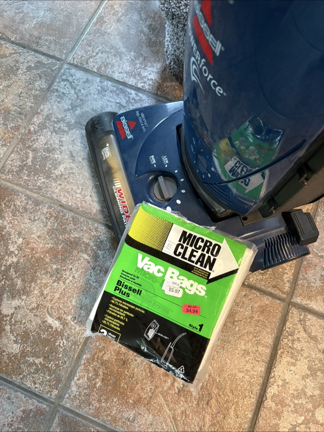 Bissell PowerForce TurboBrush Vacuum - photo 3