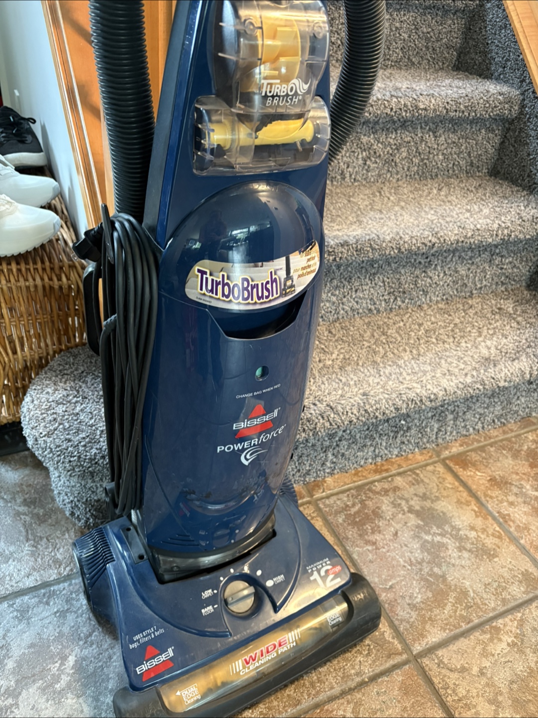 Bissell PowerForce TurboBrush Vacuum