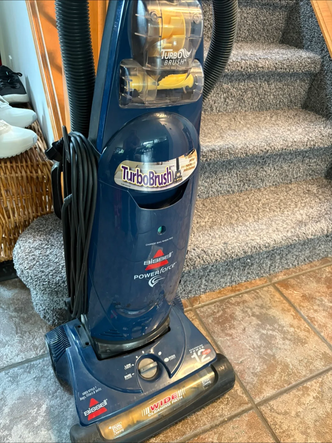 Bissell PowerForce TurboBrush Vacuum