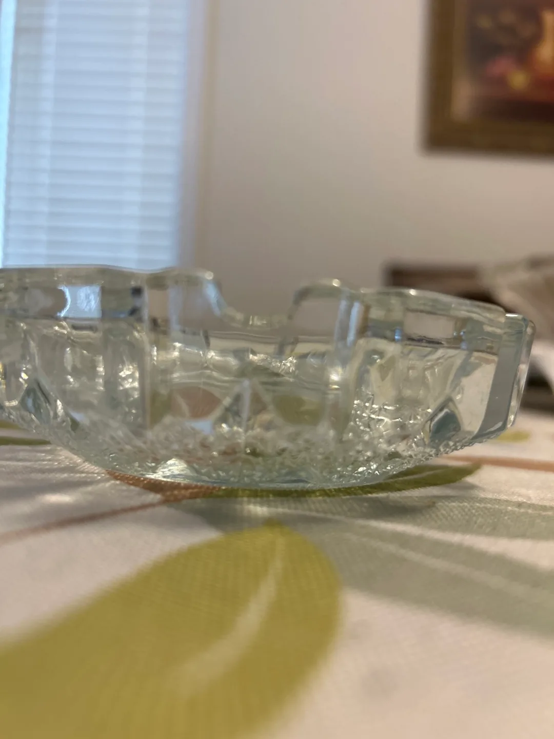 Crystal Glass Ashtray image indicator(4)