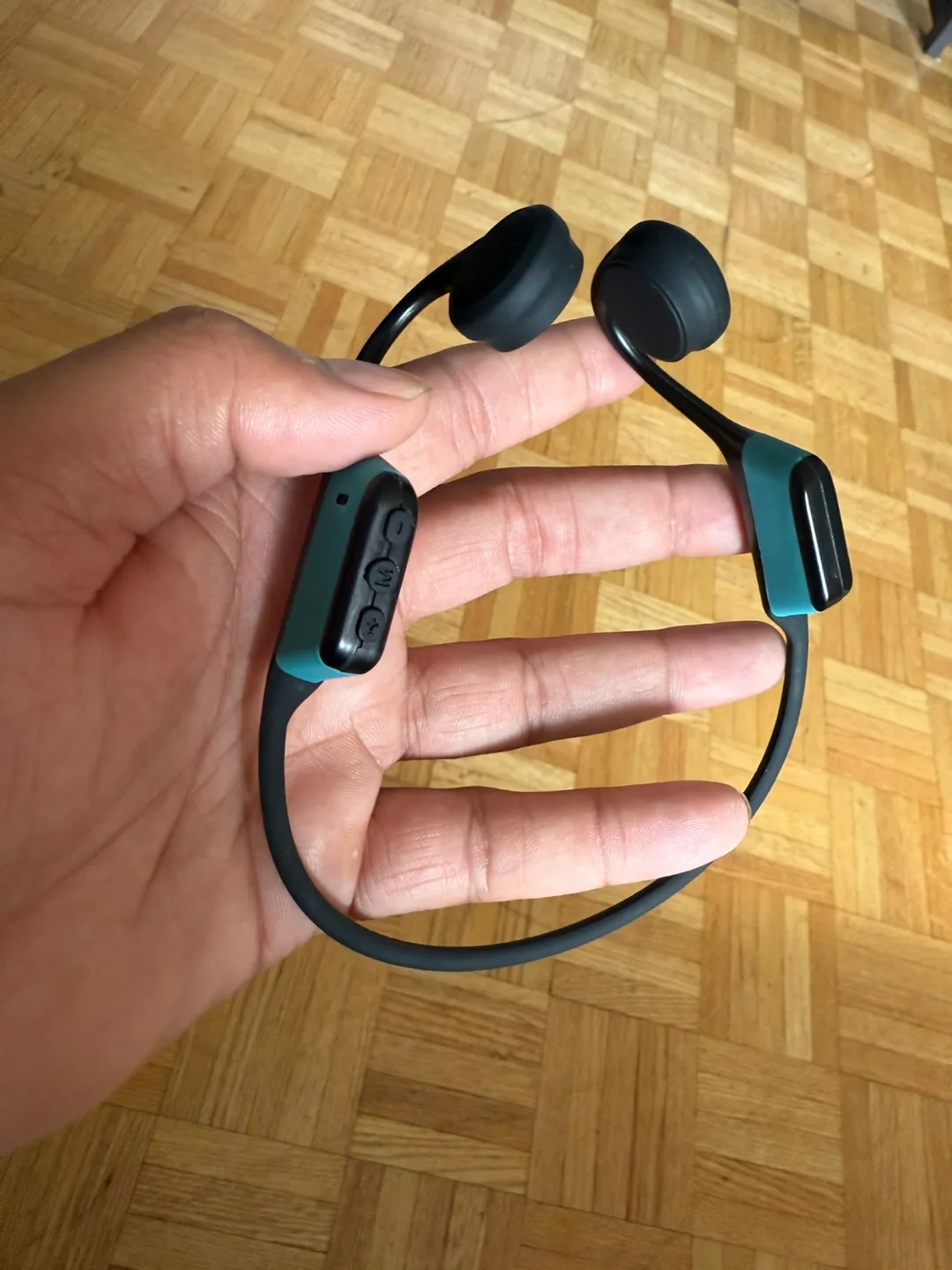 MoreinTech Bone Conduction Headphones thumbnail